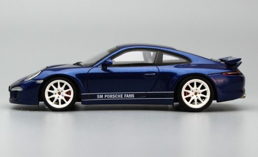 991_1carrera4s_spark_2013_2