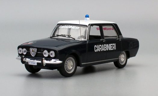 alfa-romeo_2000_berlina_carabinieri_1971_M4_9