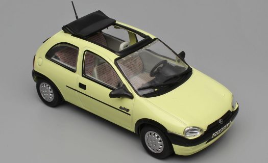 opel_corsa_b_swing_1993_altaya_4