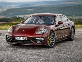 porsche_panamera_tlo