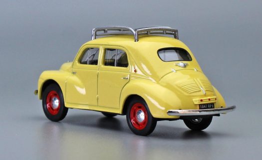 renault_4cv_berline_r1060_1947_eligor_3